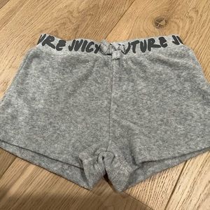 JUICY COUTURE VELVET GRAY GIRLS SHORTS-size 4